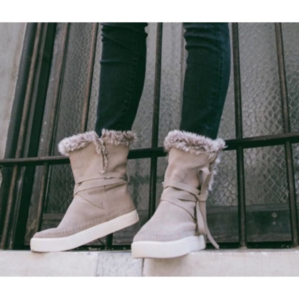 TOMS Vista Pull On Winter faux fur waterproof Boot timberline booties